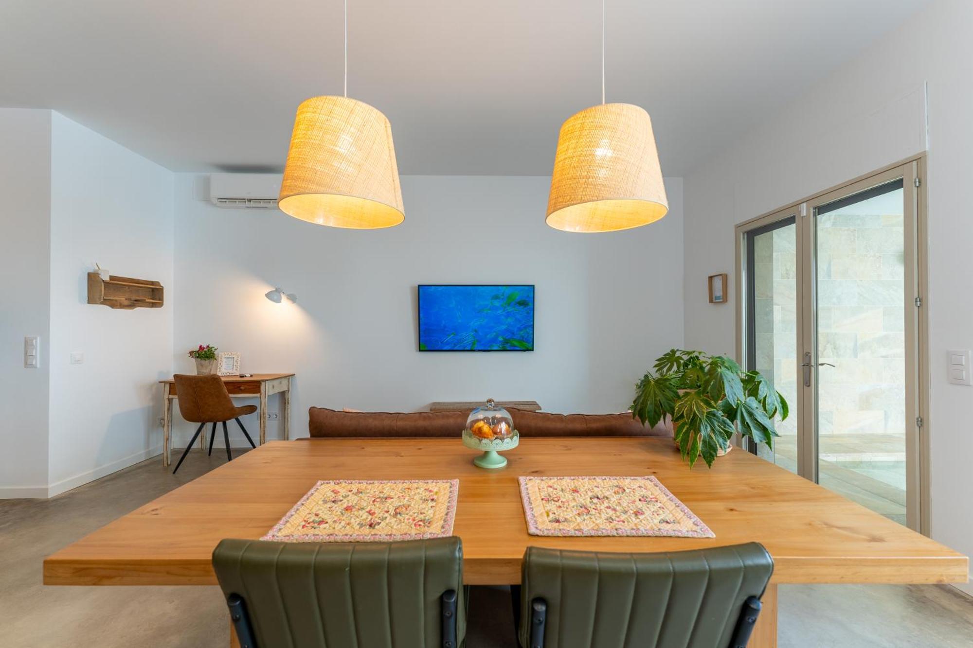 Апартаменти Loft Con Piscina Climatizada De Agua Salada Y Parking En El Centro De Figueres Фігерас Екстер'єр фото